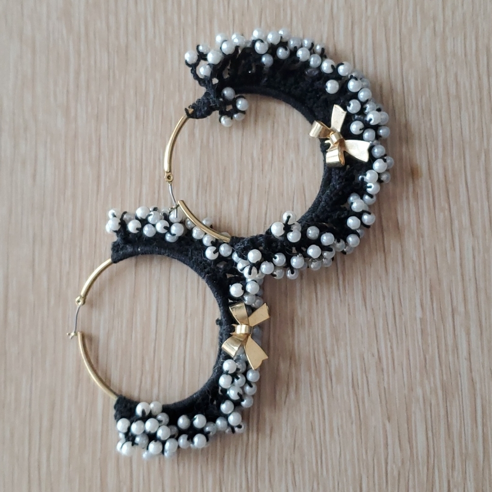 Betsey Johnson Vintage Pearl Cascade Hoop Hoops Earrings